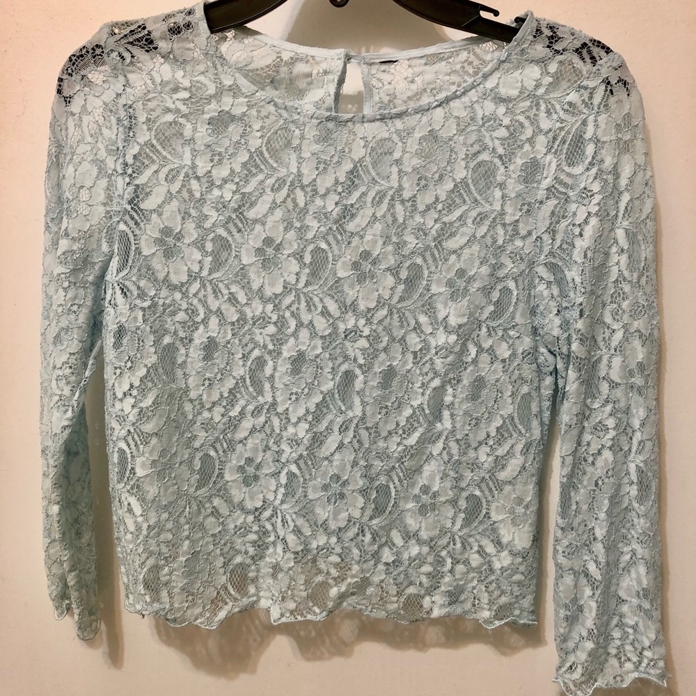 H&M Pale blue guipure top Size 6
